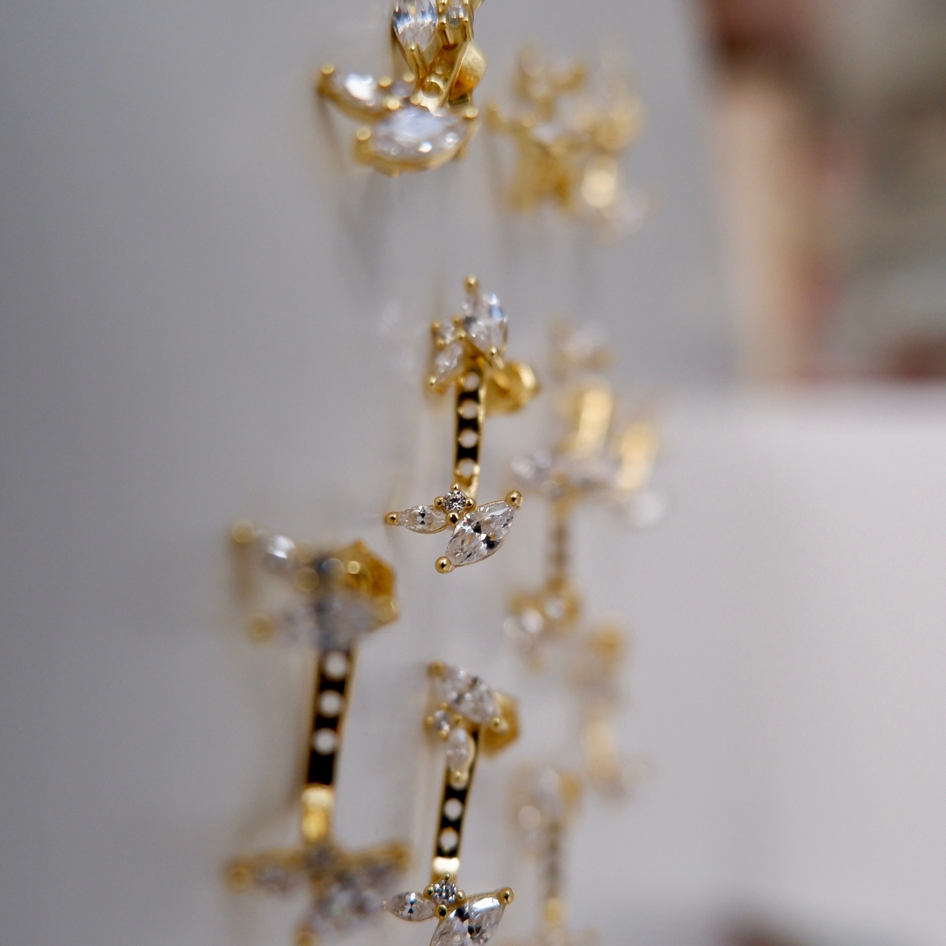 Mono Essential Twist