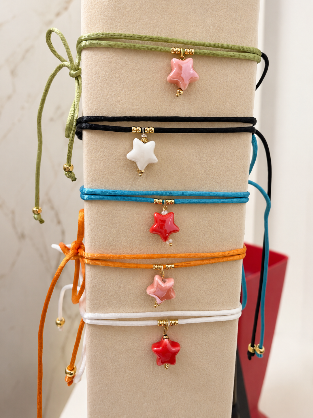 Collana Laccio in Raso con Stella in Ceramica